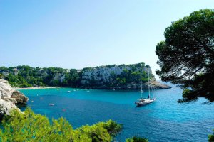 Vista de la playa de Cala Galdana no-movil