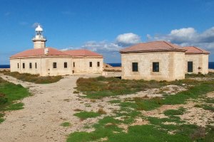 Recinto del Faro de Punta Nati no-movil