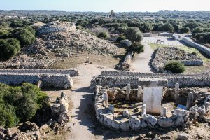 Salida del pueblo de  Torralba d'en Salord no-movil