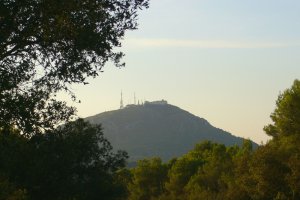 Monte Toro visto desde abajo. no-movil