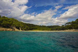 Vista de Cala Trebalúger desde el mar no-movil